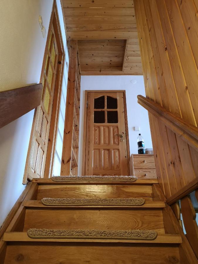 Вилла A Summer House Zarabie Domek Letniskowy Zarabie Мысленице Экстерьер фото