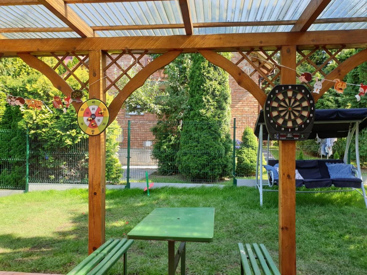 Вилла A Summer House Zarabie Domek Letniskowy Zarabie Мысленице Экстерьер фото